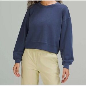 Lululemon Perfectly oversized cropped crew